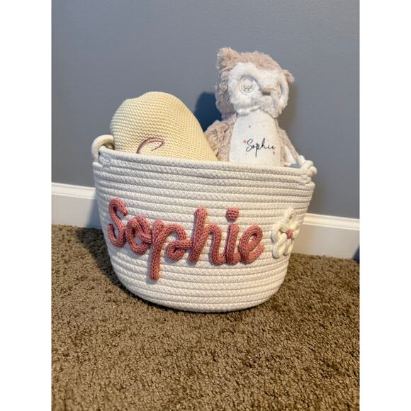 NWOT Personalized Baby Gift Set – “Sophie” Basket, Blanket & Plush Owl - Picture 2 of 4